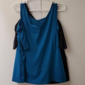 💌Used) 1 emerald green 1 black  blouse